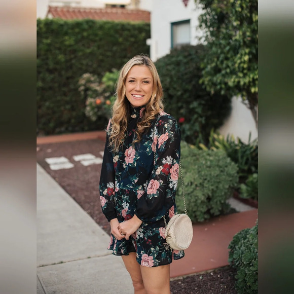 Yumi Kim Class Act Long Sleeve Floral Mock Neck Ruffle Mini Dress Black XS NWT - Picture 14 of 15